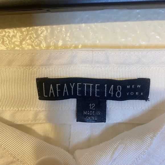 Lafayette 148 White 100% Linen Shorts Size 12 Classic Minimalist Tailored - Picture 2 of 10